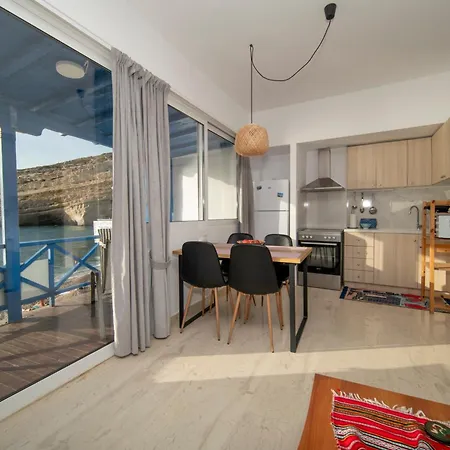 Teacher's Appartement *